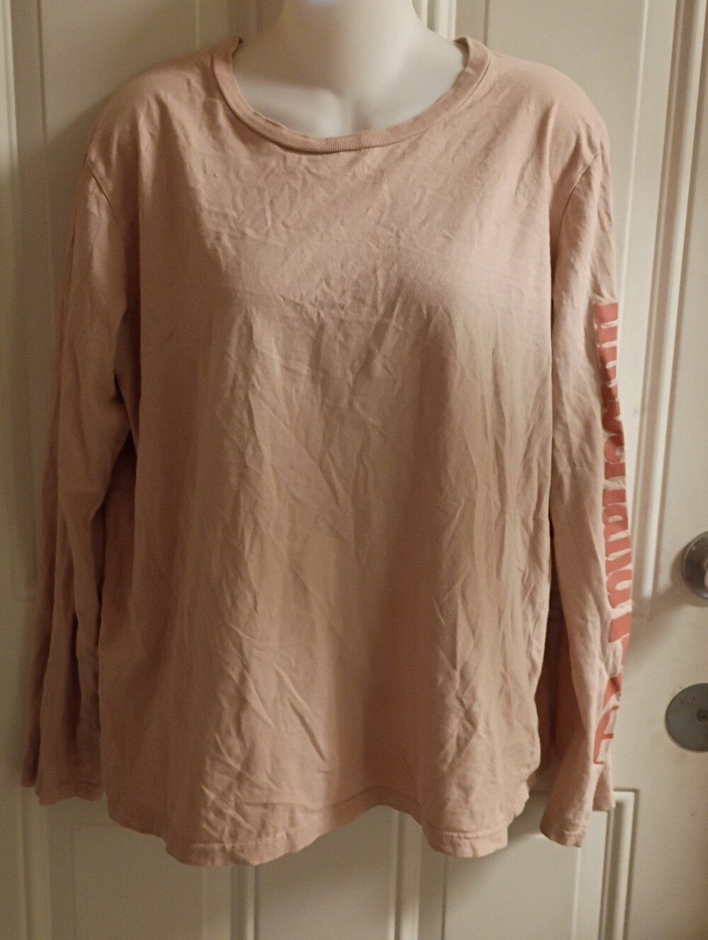 Women’s Timberland Pro Long-Sleeve Crewneck Top in Dusty Pink XL